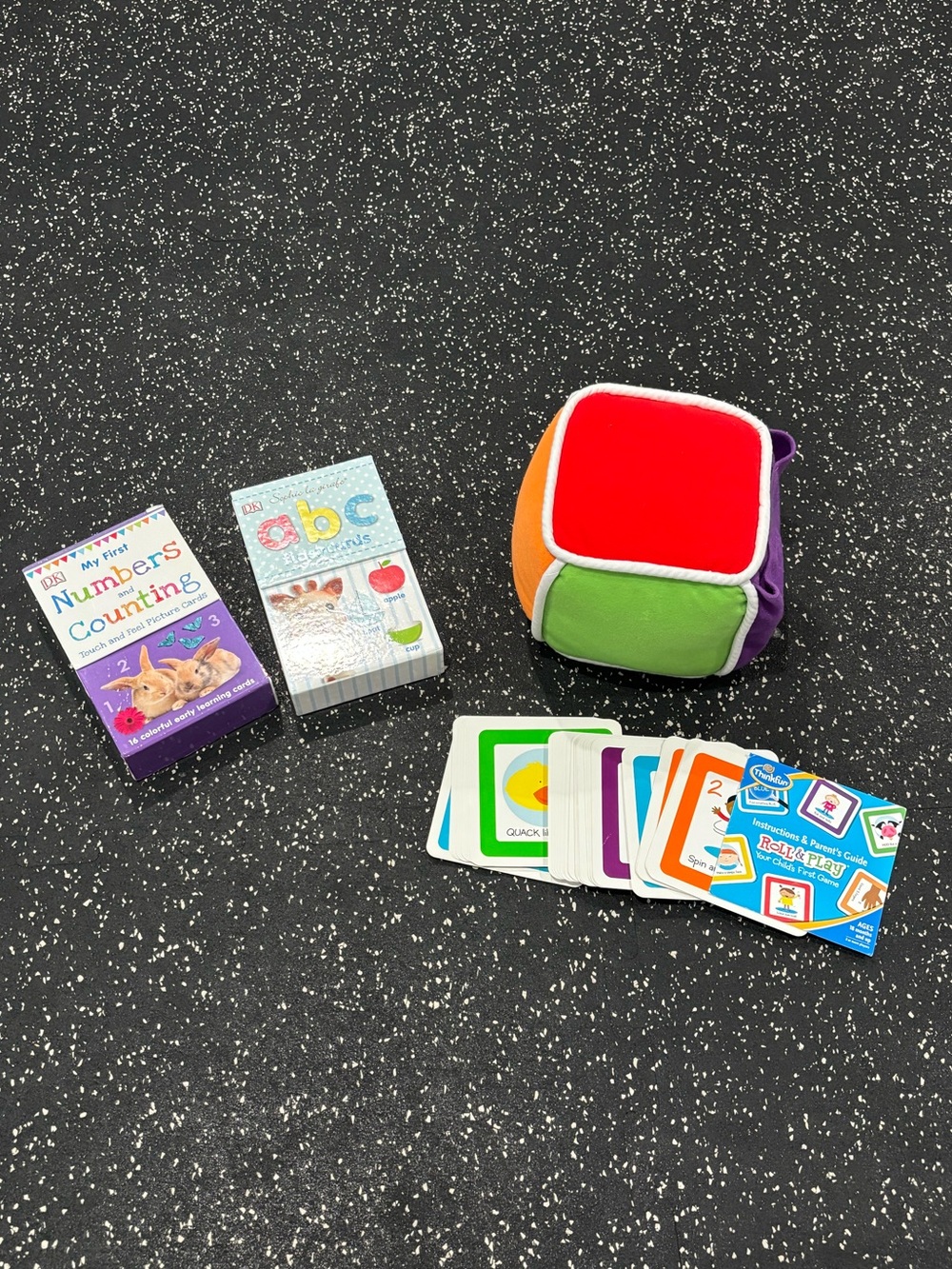 Toddler Learning Game Lot ThinkFun Roll & Play Sophie ABC Numbers Flash Cards